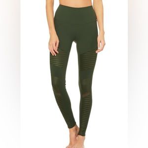 ALO Yoga Olive Green Moto Leggings with Ribbed Detail ~ No Size Tag *see Photos*